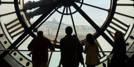 Cultural heritage and the mediation of identity, memory and historical narratives 